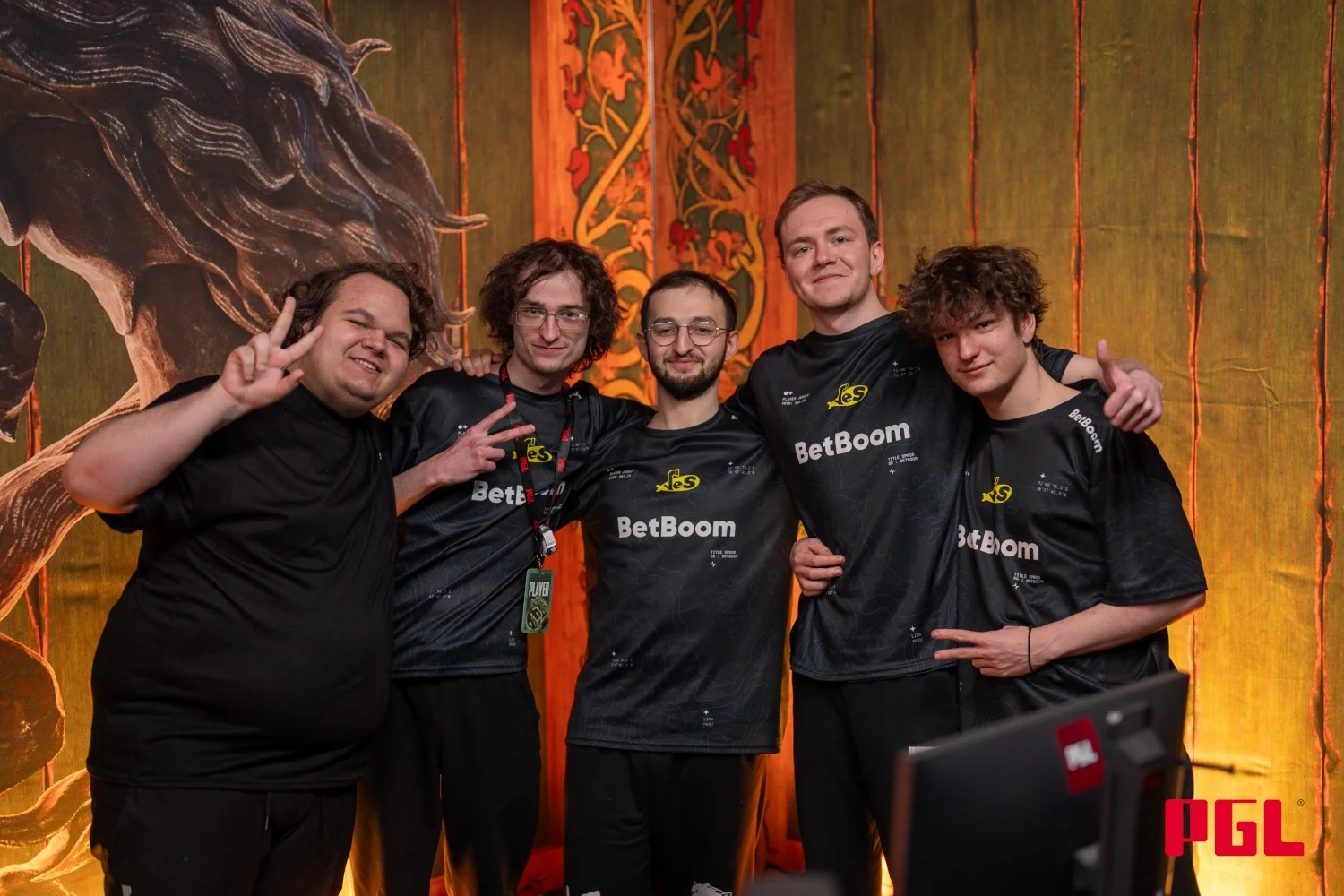 Team Liquid и Yellow Submarine одержали победы над Aurora Gaming и OG по Dota 2 